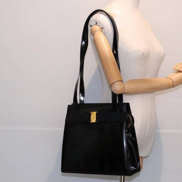 Salvatore Ferragamo Shoulder Bag Enamel Black Auth - Picture 1 of 16